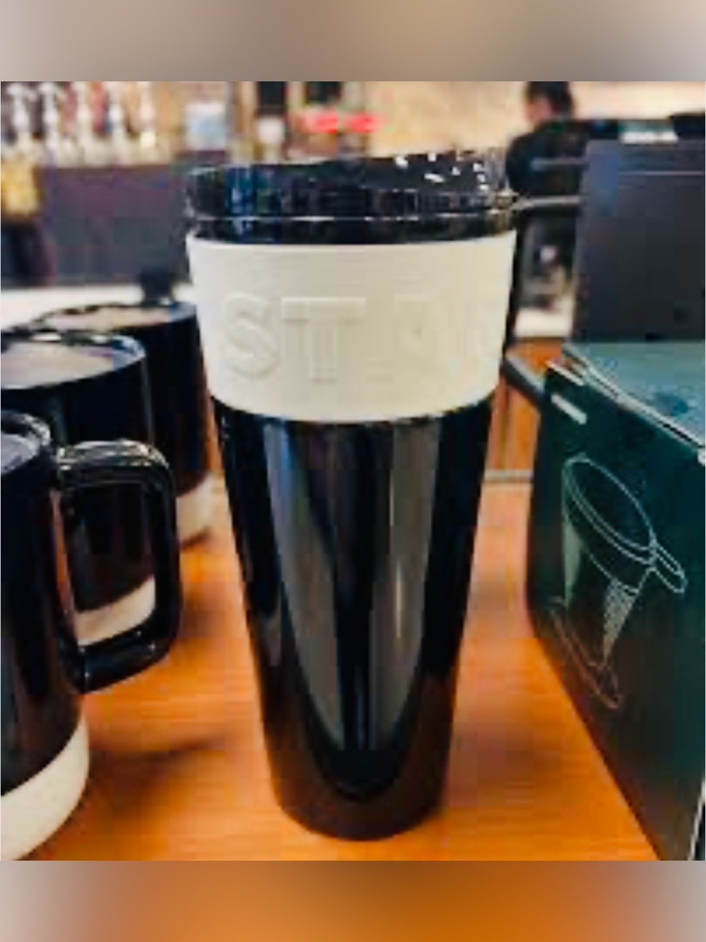 #3366**Starbucks Black Travel Tumbler with White Grip - Picture 5 of 17